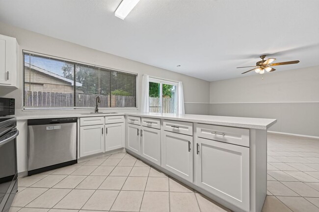 Photo - 22803 Carter Moir Ln