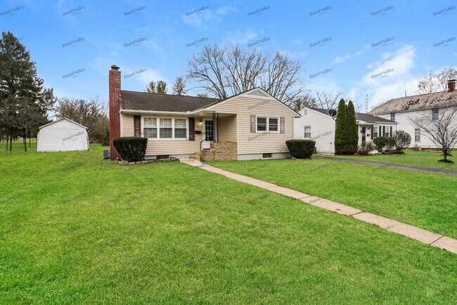 Photo - 107 Spring St