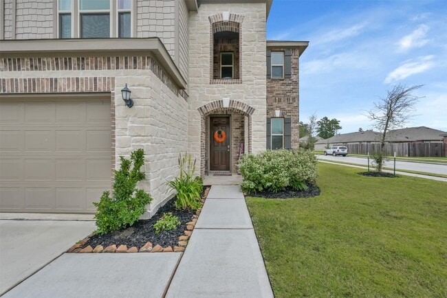 Photo - 1127 Littleton Ct