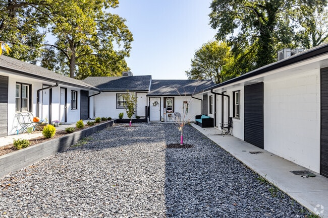 728 Formwalt St SW