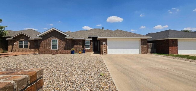 Photo - Beautiful 4 bedroom, 2 bath home for rent