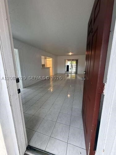 Photo - 8835 SW 27th St