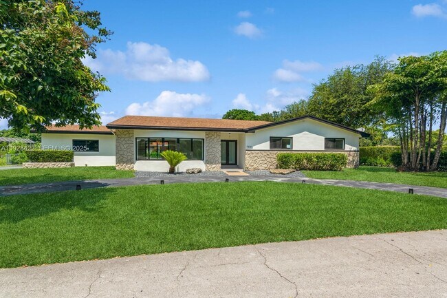 Photo - 7001 SW 126th St