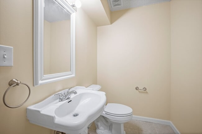 Photo - 8044 Neshoba Rd
