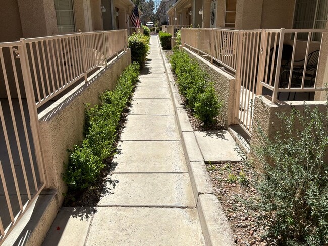 Photo - 3 Bedrooms 2.5 Bathrooms 2 car attached garage Gated Subdivision