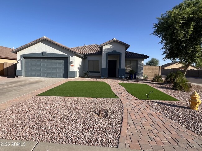 Building Photo - 35282 N Shorthorn Trail Rental