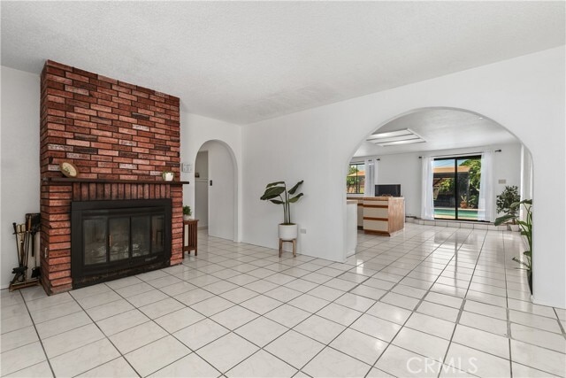 Photo - 12738 Longworth Ave