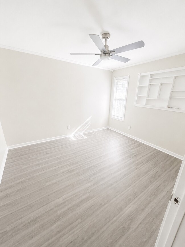 Building Photo - 24207 Shellbrook Dr