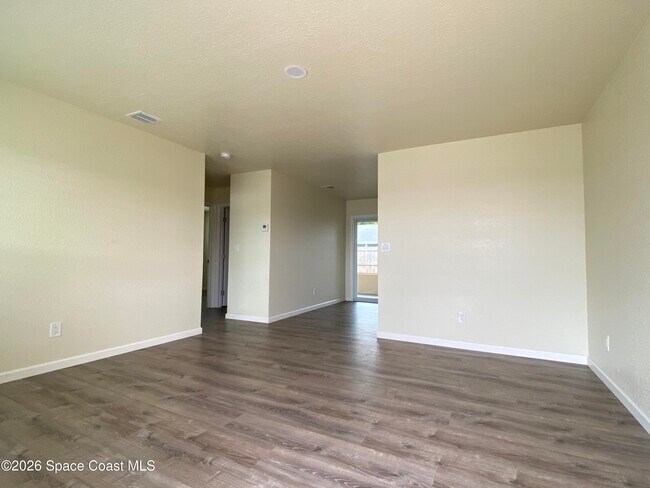 Photo - 105 Lagrange Ave