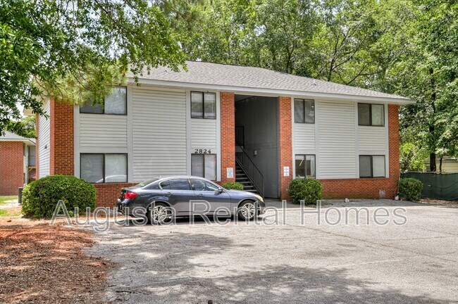 Photo - 2824 Thomas Ln