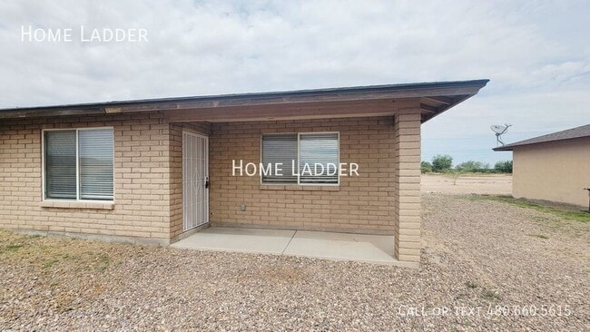 Building Photo - 10236 W Leander Dr Unit B Rental