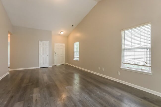 Photo - 1852 Kayla Dr