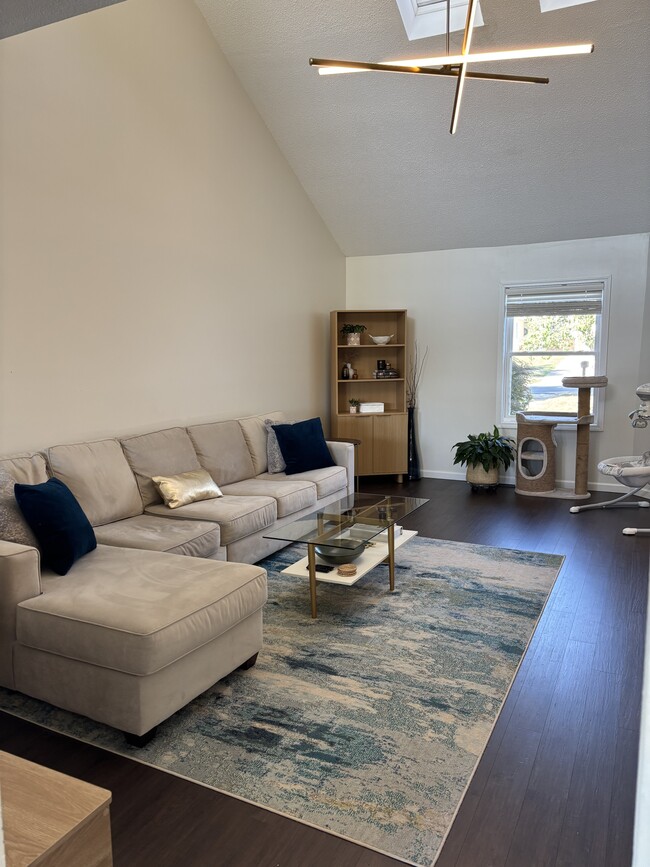 Photo - 713 Bent Tree Dr