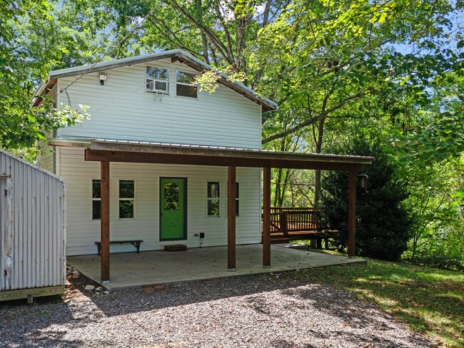 Photo - 1896 Highway 80 S