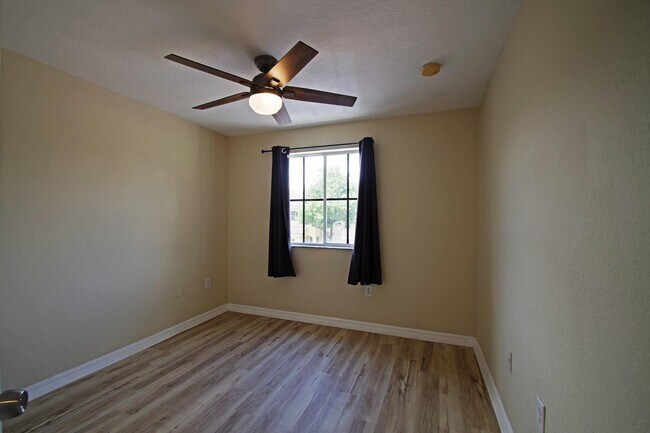 Photo - 1904 SW 60th Ave