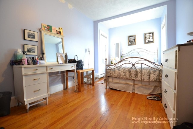 Photo - 315 Warren St