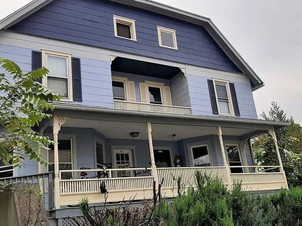 Photo - 121 Prospect St