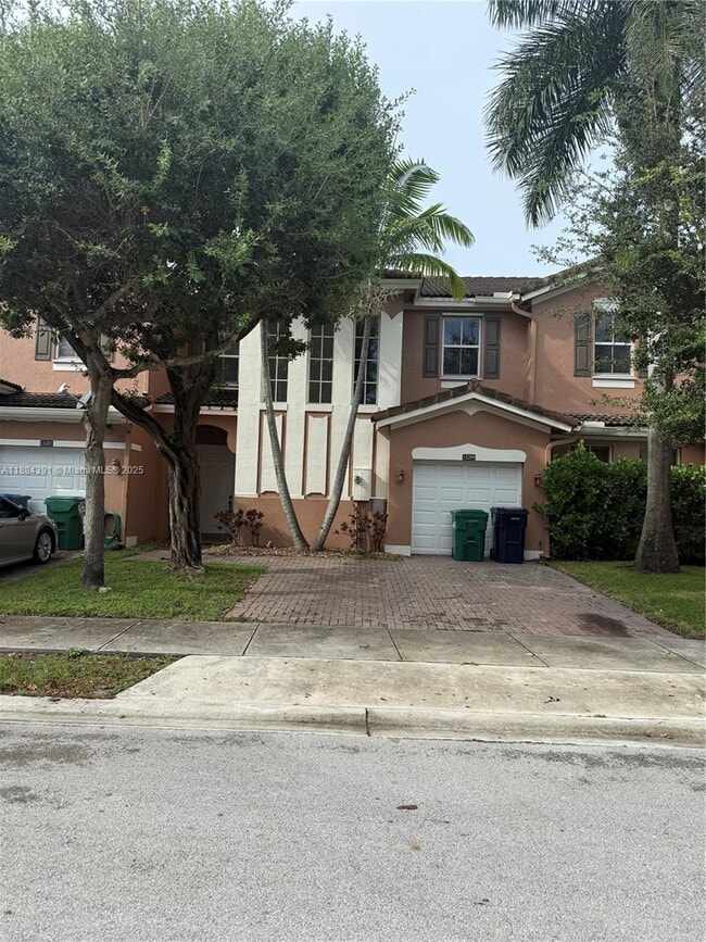 Building Photo - 15299 SW 119th St Rental