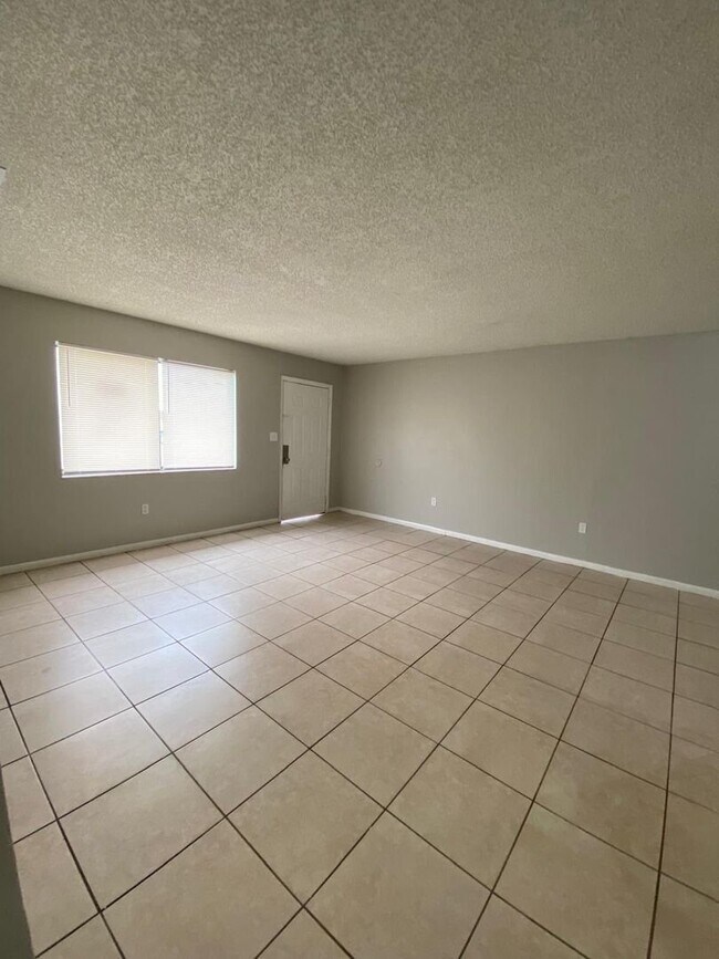 Photo - 3873 Janeen Cir