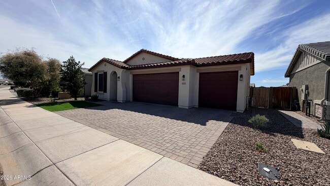 40505 W Agave Rd