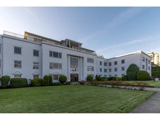 Photo - Somerset Manor