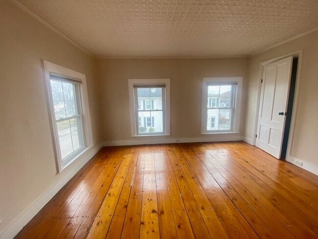 Photo - 35 Broad St Unit 3