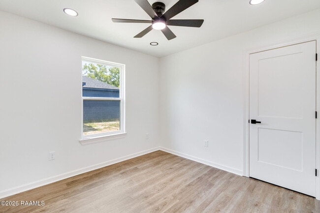 Photo - 142 Racca Rd