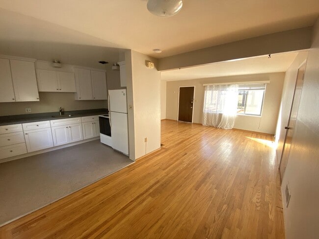 Photo - 2665 Virginia St Unit 2663