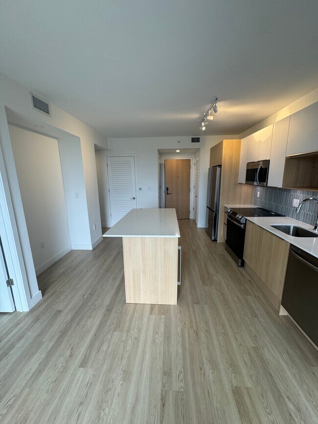 Photo - 136 NE 43rd St Unit A34