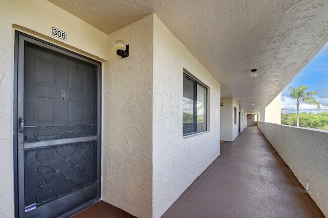 Photo - 3154 Via Poinciana Unit 306