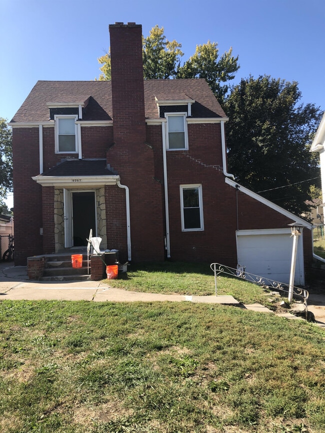 Building Photo - 4067 Paxton Blvd