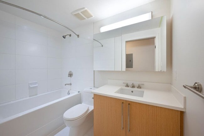 Photo - 1 E 7th Ave Unit 1