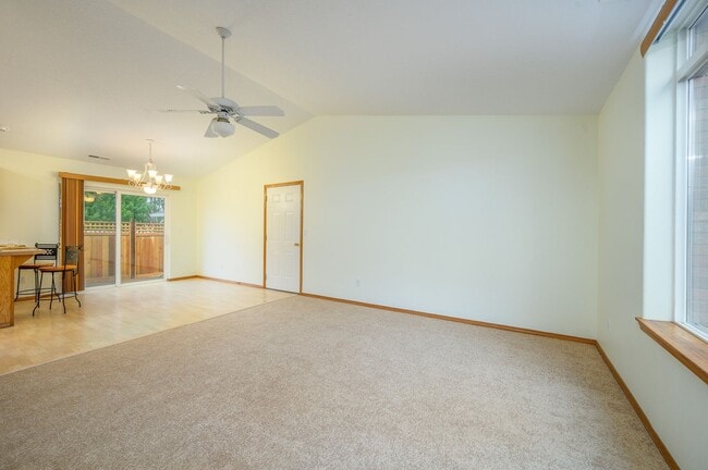 Photo - Newly Renovated 3 Bedroom, 2 Bath House in Sheridan