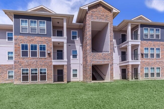 Building Photo - 3521 Airline Rd Unit #3521