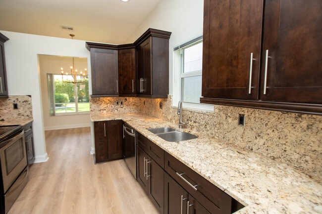 Photo - 10821 La Salinas Cir