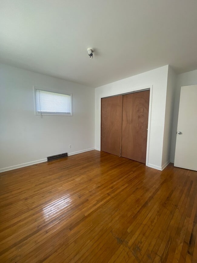 Photo - 2 bedroom 1 bath duplex