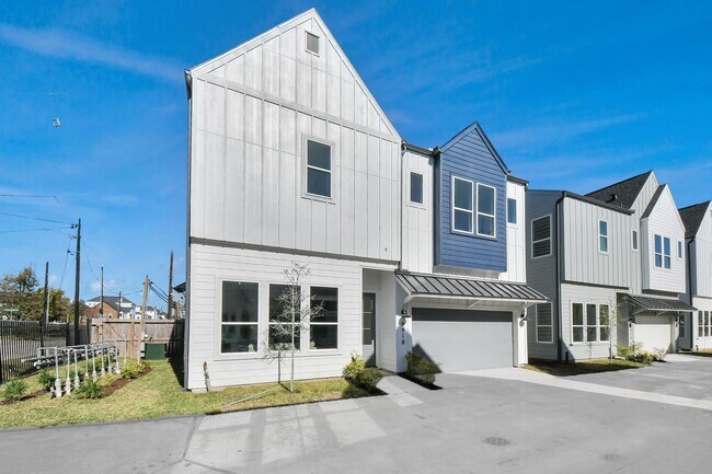 Photo - 8917 Laverne Shumard Ln