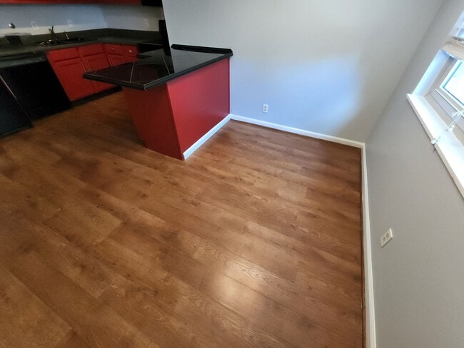 Photo - 2831GOOSECREEKRD Unit #3