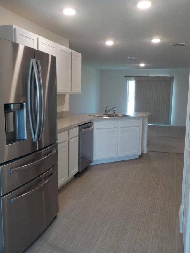 Photo - 1055 Duxbury Rd SE