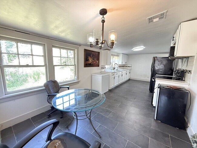 Photo - 1820 Overholser Dr Unit A