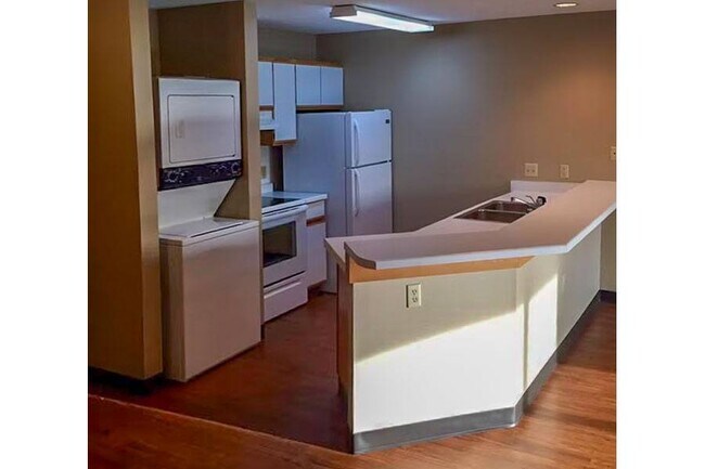 RIVERS EDGE RESIDENCES