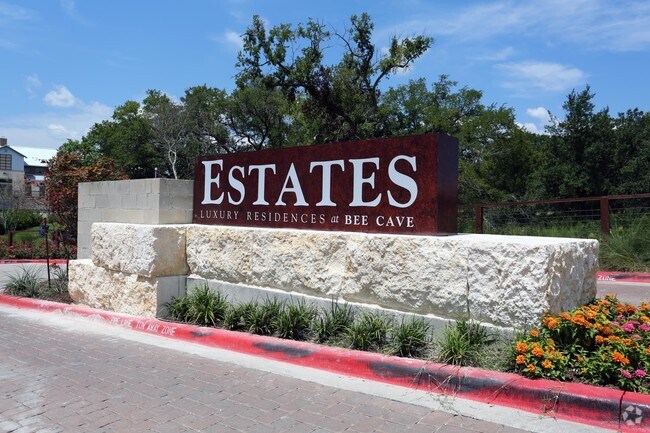 Building Photo - Estates at Bee Cave