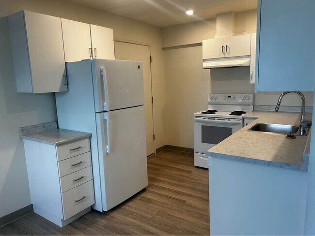 Photo - 1837 W 14th Ave Unit 1837