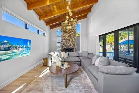 Photo - 6140 SW 56th Ct