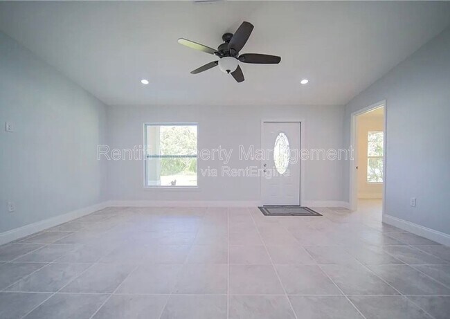 Photo - 1535 Argosy Rd