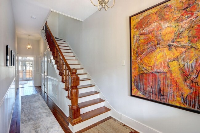 Photo - 114 W Duffy St