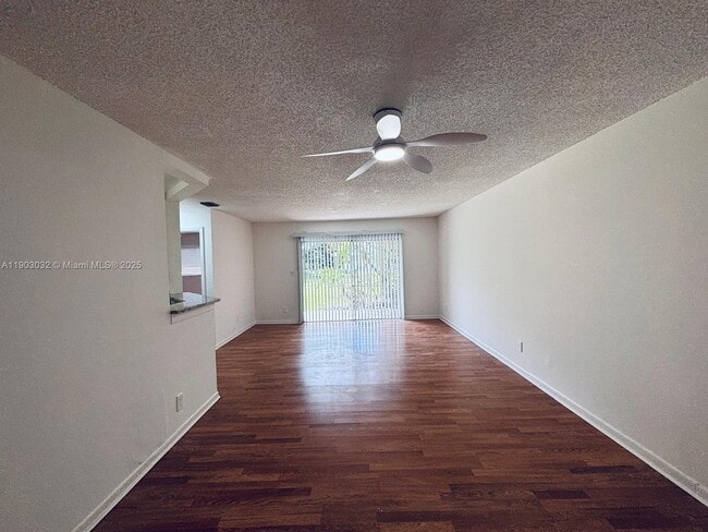 Photo - 3453 NW 44th St Unit 105