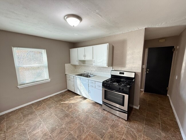 Photo - 206 Locust St Unidad 5