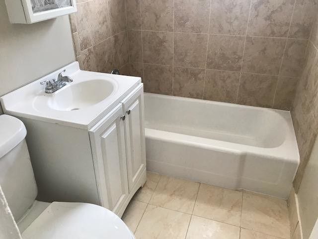 Photo - 5198 Eadie Pl