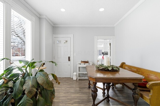 Photo - 1374 Ida Ave